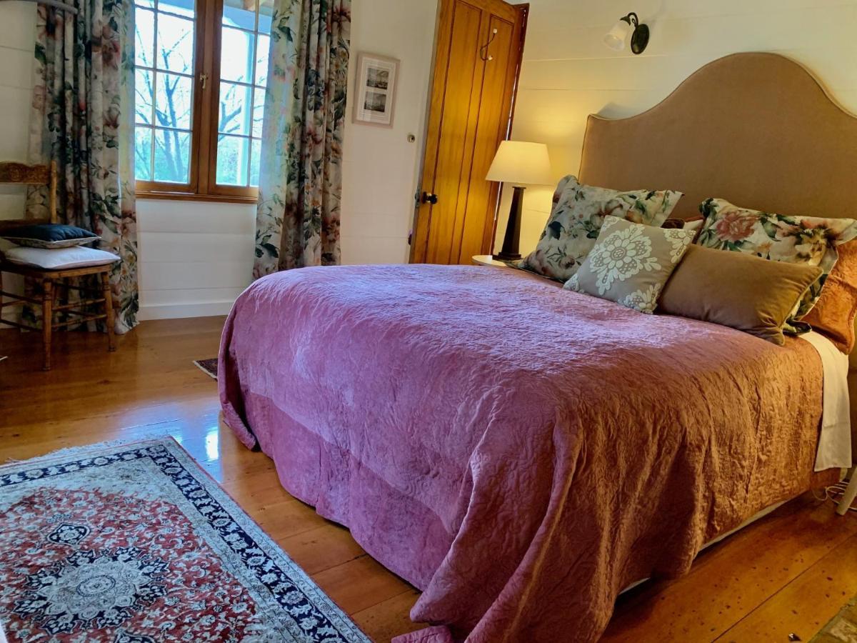 Mill Cottage - Boutique Accommodation And Garden アカロア エクステリア 写真